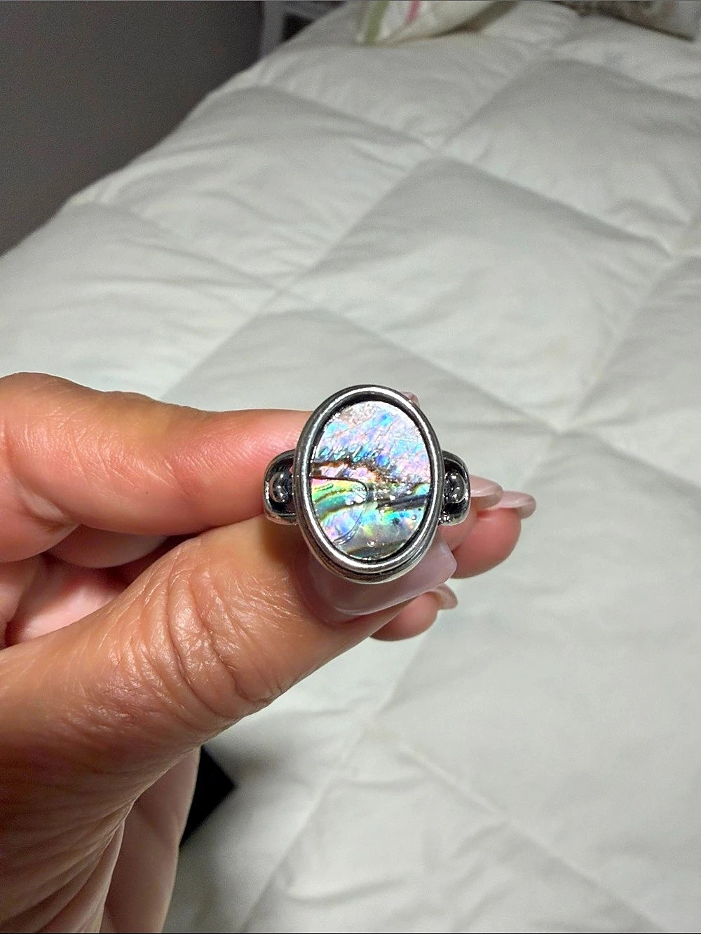 Oval Inlay Ring in Blue & White Like New